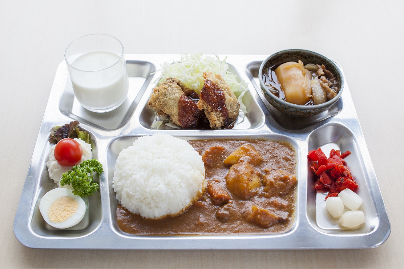 ★呉海自カレー（ハイカラ･日章旗なし）